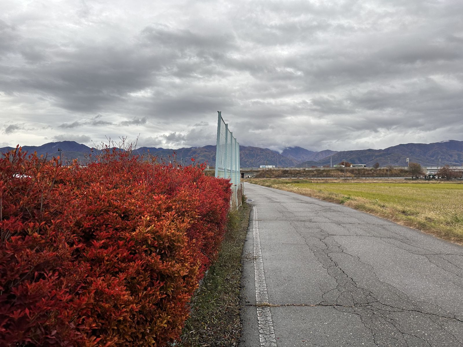 A photo of the outskirts of Matsumoto